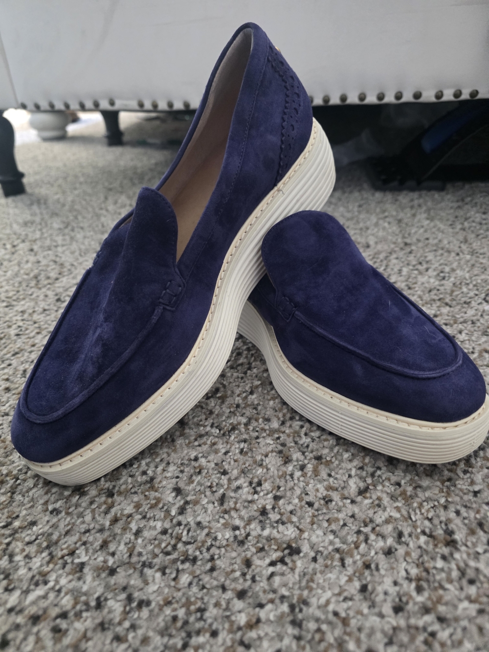 Classic Navy Suede Platform Loafers - Women's Slip-On Flats COLE HAAN Sz 9 - Picture 5 of 11